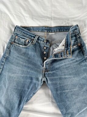 Levi's Vintage Men’s 501 Button-fly Straight Jeans Size W31 L30